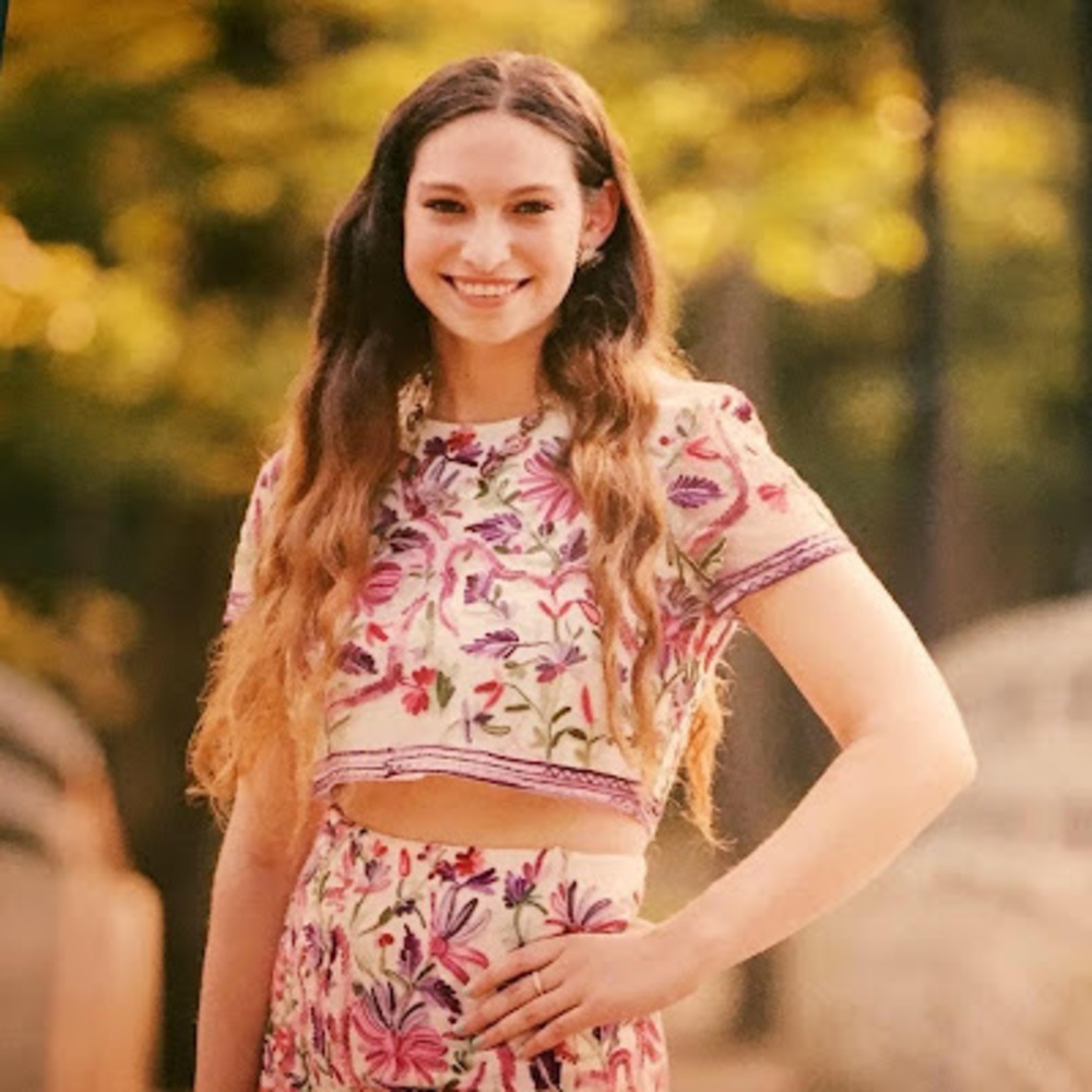 Meet your Posher, Mikaela